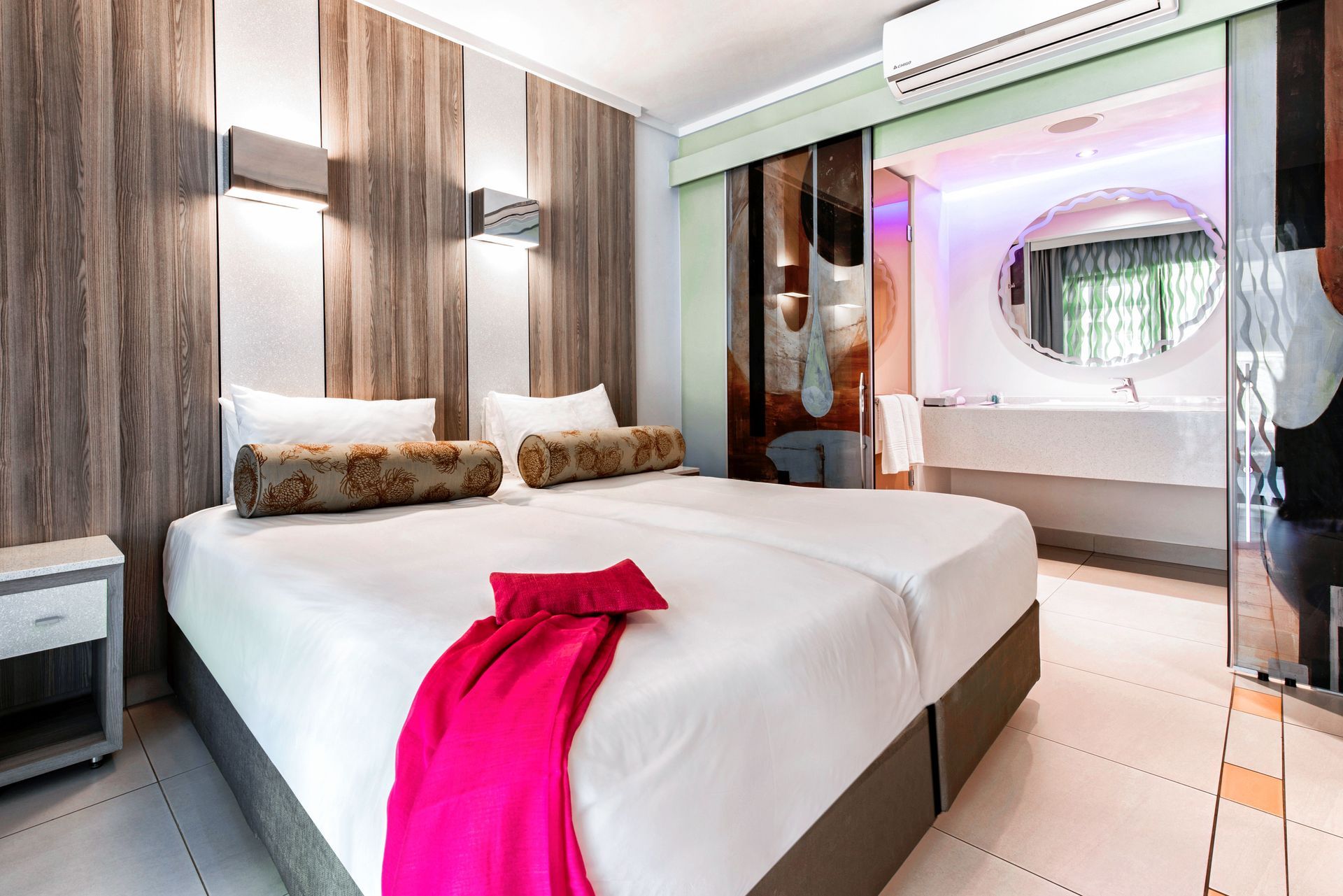 Sun City Cabanas Hotel