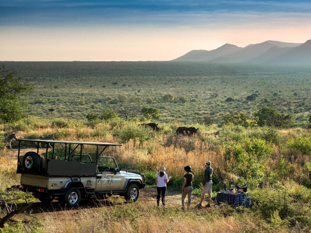 Mbazo Safari Lodge