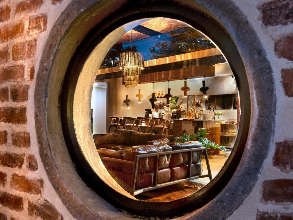 Mbazo Safari Lodge