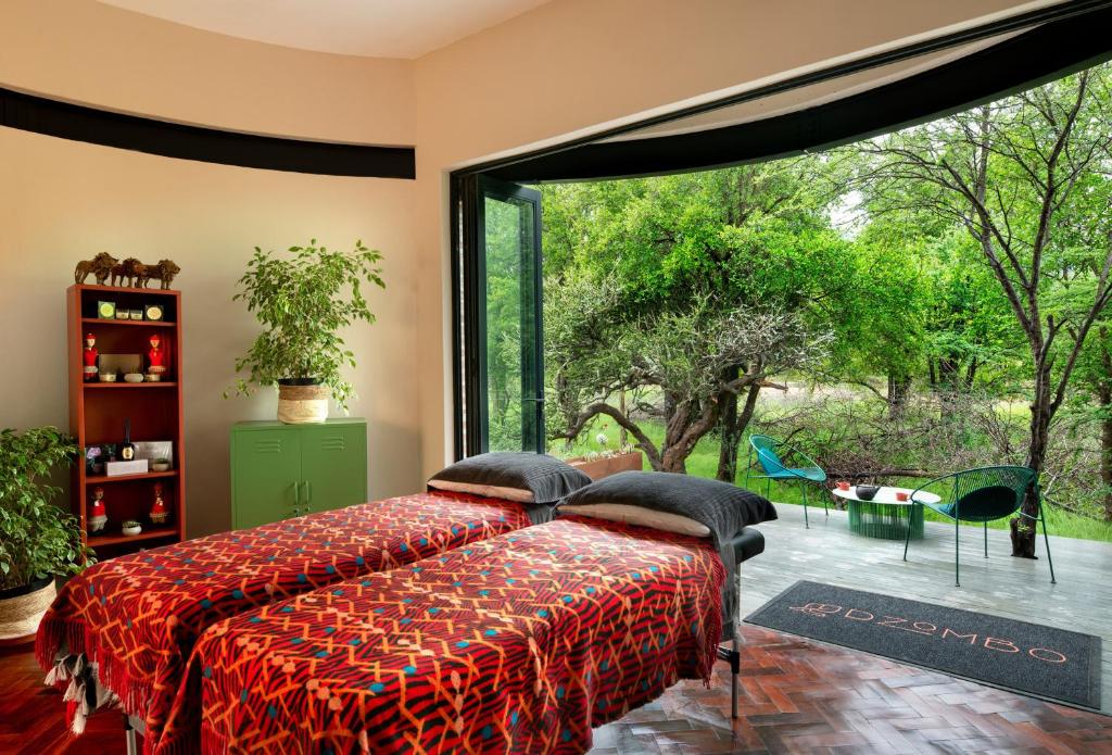 Mbazo Safari Lodge