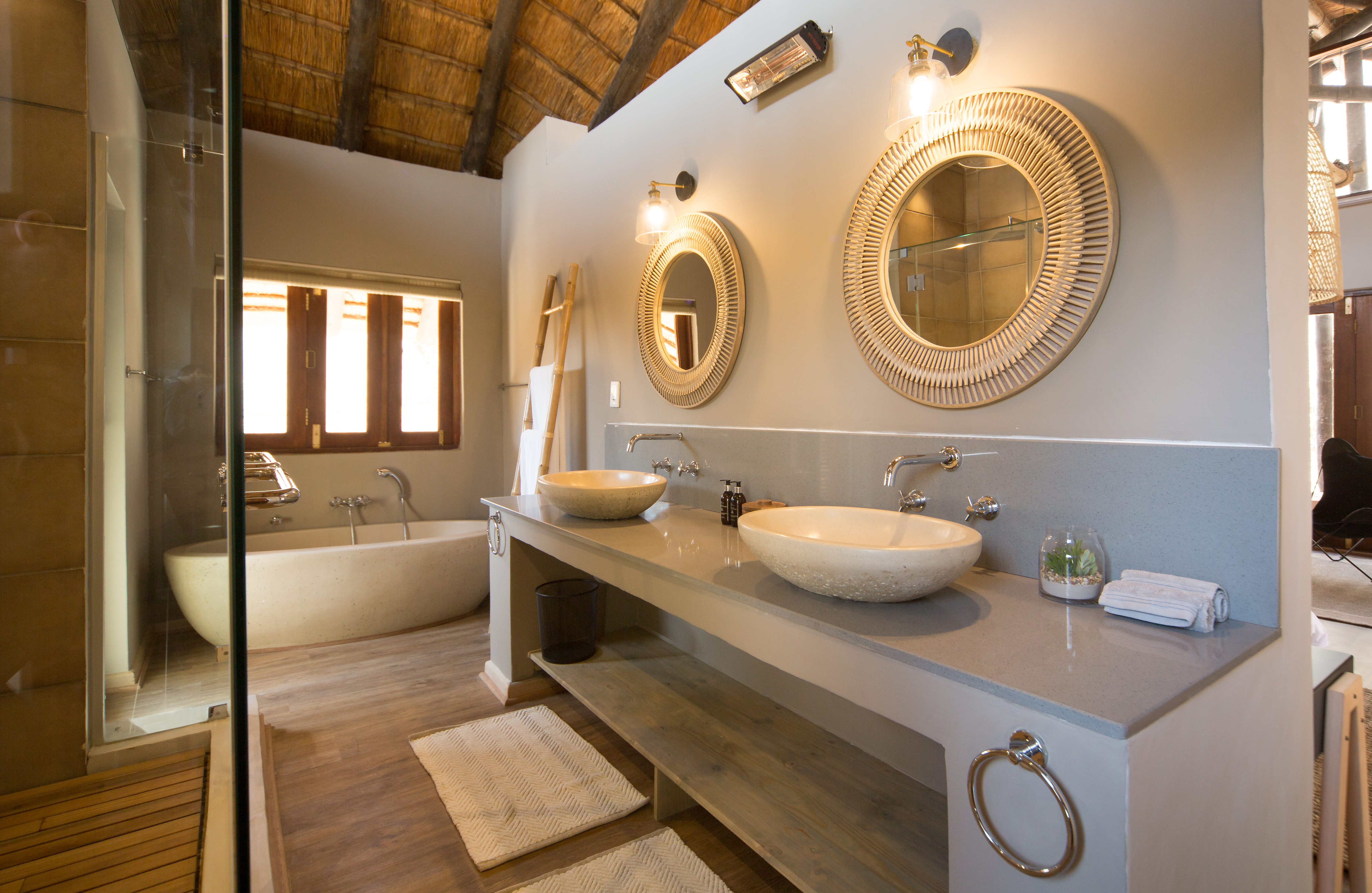 Ntamba Safari Lodge