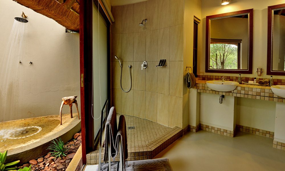 Tambuti Safari Lodge
