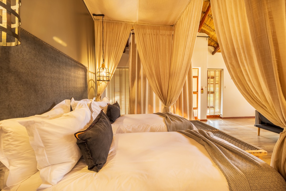 Tsholo Safari Lodge
