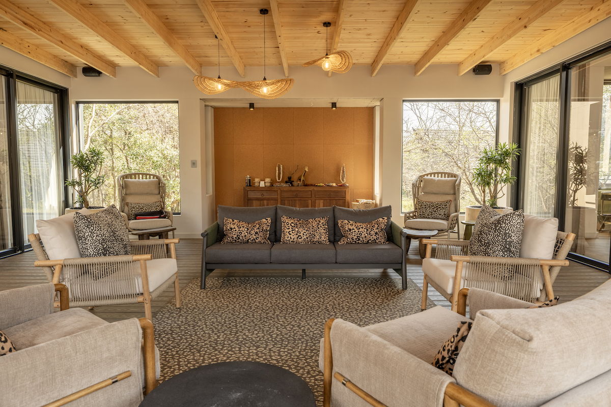 Tsholo Safari Lodge